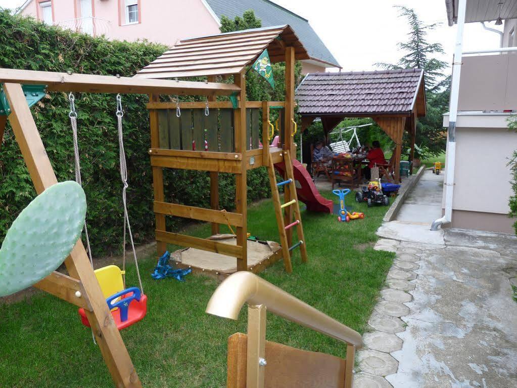 Ferienwohnung Barbara Haz Hévíz Exterior foto